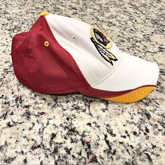 REEBOK Washington Redskins On Field Equipment NFL Football L/XL White Red Rare - Picture 3 of 6